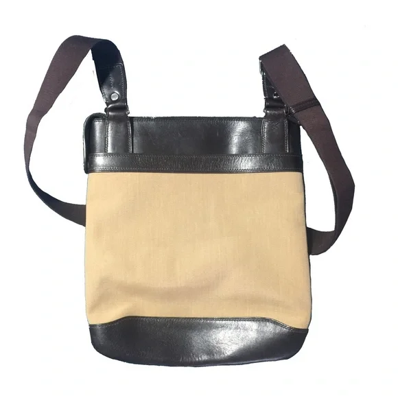 Trade/offer? - TUMI crossbody/shoulder bag. Unisex GUC - Picture 2 of 14